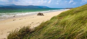 Der Strand Balnakeil Beach in Schottland bei windigem Wetter